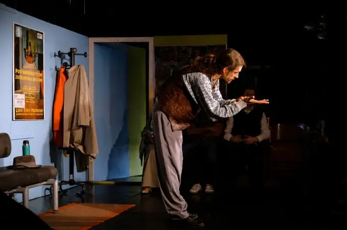 Spektakl Teatru Przenośnego "Krótki traktat o kisielu, bitej śmietanie i gwiazdach"